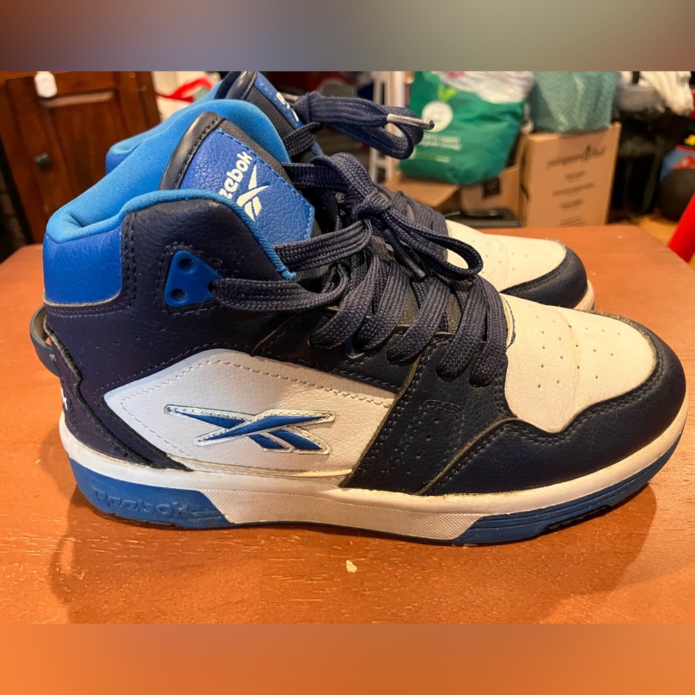 Kids Reebok Sneaker - Picture 4 of 8